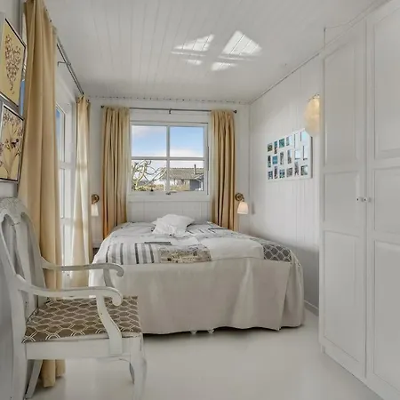 2 Bedroom Cozy In Prázdninový dům *