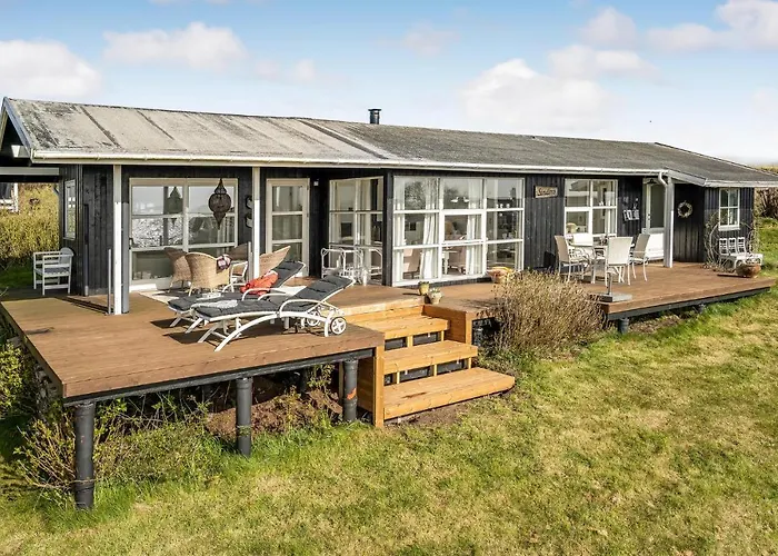 בית נופש 2 Bedroom Cozy In אברופ